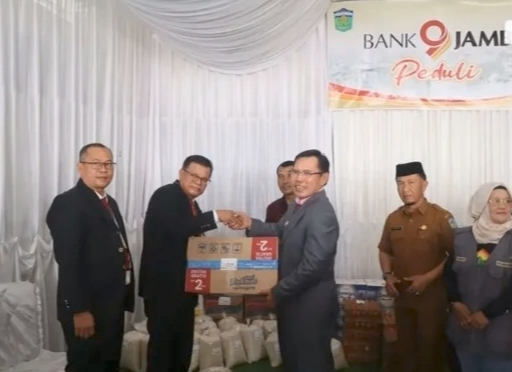 Memperingati HUT Ke -61 Bank Jambi, Cabang Sungai Penuh Salurkan  Sembako.