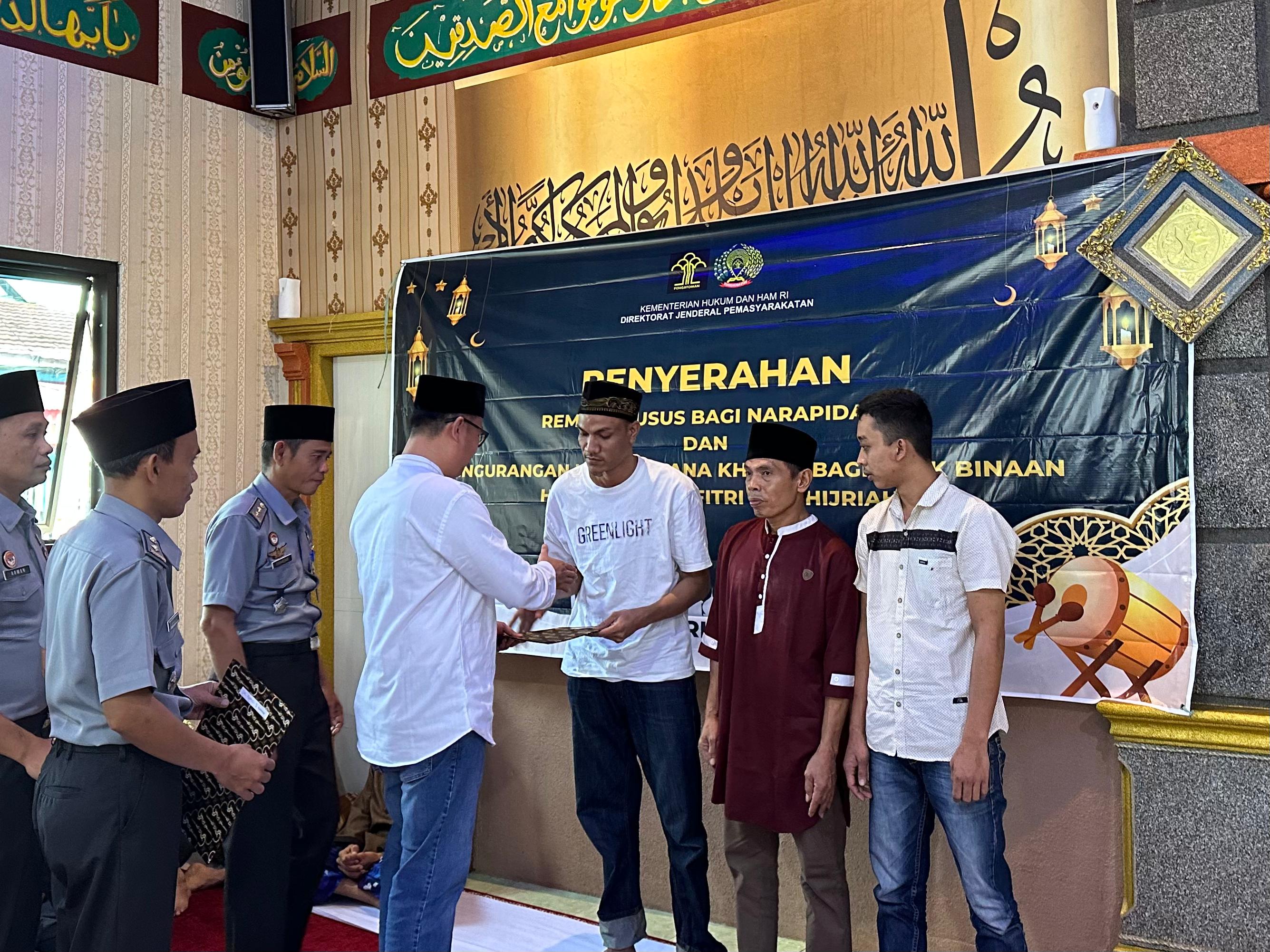 500 WBP Lapas Curup Menerima Remisi Lebaran 1445 H