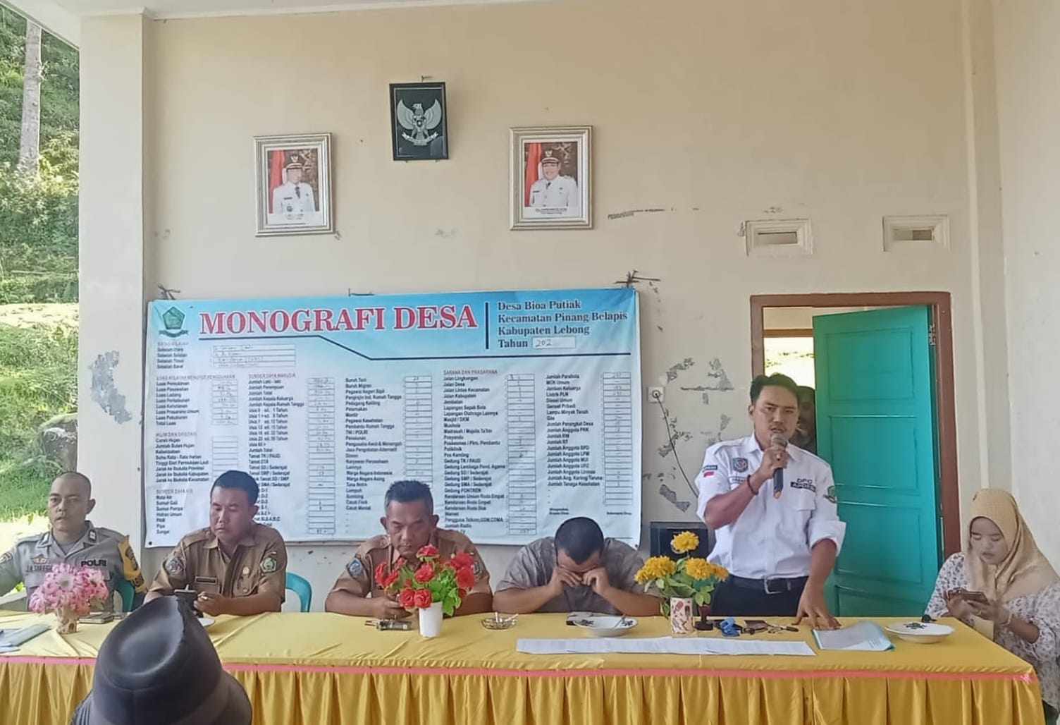 Pemdes Bio Putiak Salurkan BLT DD TA 2024 Lima Bulan Sekaligus