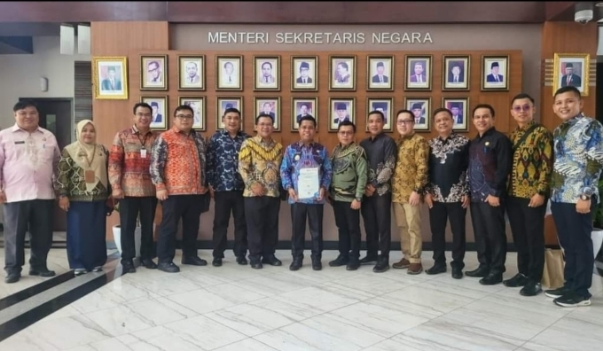 Bupati Terima Penghargaan SPBE Terbaik, Ini Ucapan Kopli Ansori