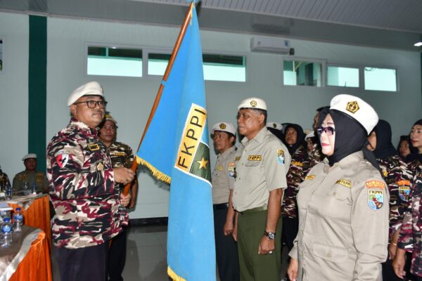 Hafiludin, S.Sos dan jajaran pengurus PC FKPPI 0702 Rejang Lebong periode 2023 – 2028 dilantik, pukul 09.30 WIB, Kamis, (5/12/24).