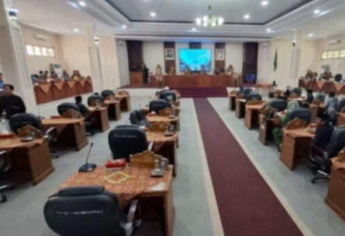 DPRD Gelar Rapat Paripurna Pandangan Fraksi Terhadap Tiga Raperda