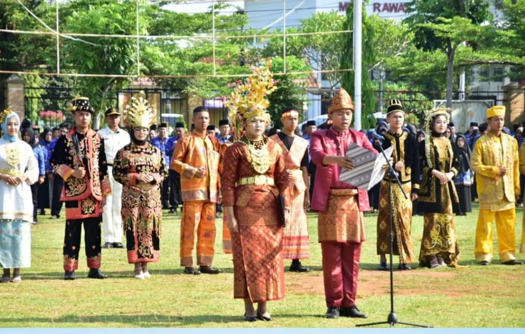 Pjs. Bupati Musi Rawas Menjadi Inspektur Upacara Dalam 